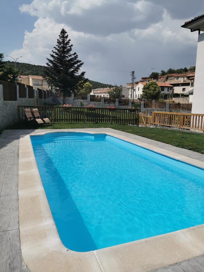 Hotel Rural Covarrubias Buitenkant foto